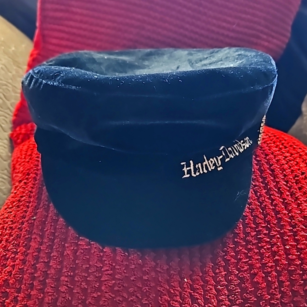 Harley Davidson Ladies Black Velvet Hat-Size Small